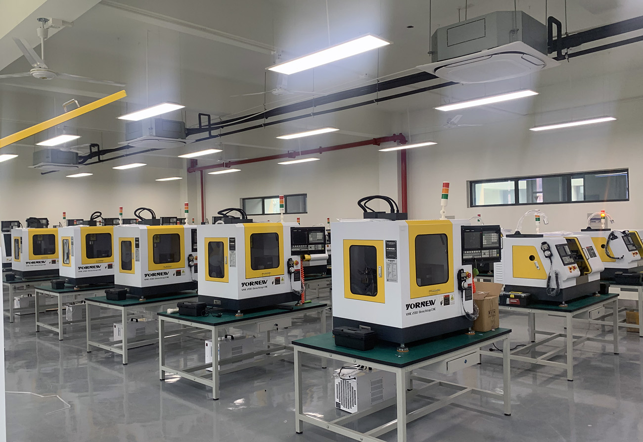 MX220小型五轴加工中心